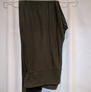 Tall and Curvy Army Green Lularoe leggings